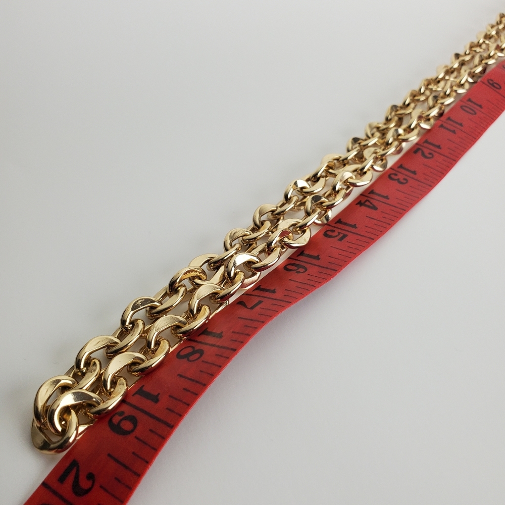 Gold Toned Link Necklace 🤩 - Picture 8 of 8